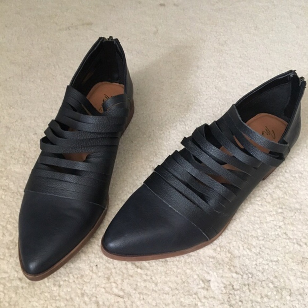 Mari A FARRAH Shootie Ankle Boot Bootie